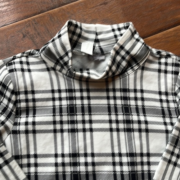 Talbots Black and White Plaid Turtleneck Top - Size Medium - Picture 4 of 10